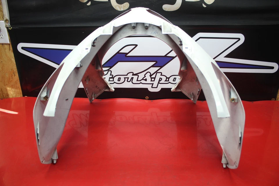 2009 SUZUKI BURGMAN 650 FRONT COVER FAIRING LEG SHIELD 48111-10G00-YC3 - Image 4 of 4