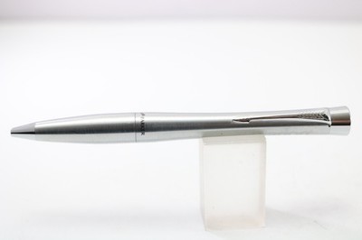 Vintage Parker Urban Kugelschreiber aus gebürstetem Stahl (3) (neue Mine montiert)