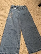 Hollister Women's Low-Rise Baggy Wide Leg Embroidered Medium Wash Blue Jeans