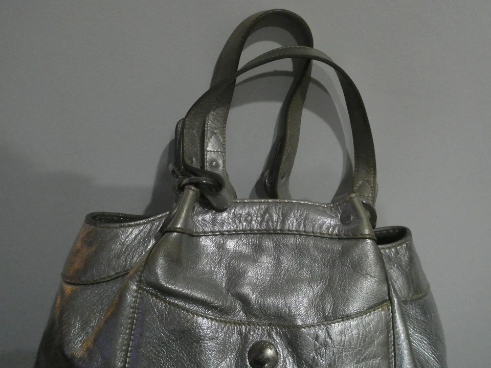 Hogan Women’s Silver Leather Hobo Shoulder Handbag Medium Italy - Image 2 of 4