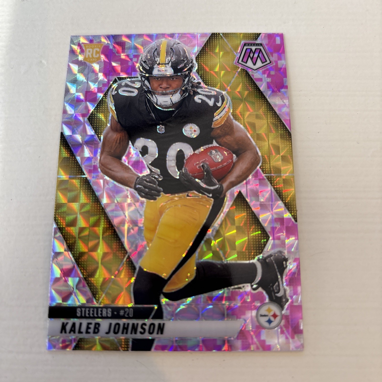 2025 Panini Mosaic #315 Kaleb Johnson Mosaic Camo Pink