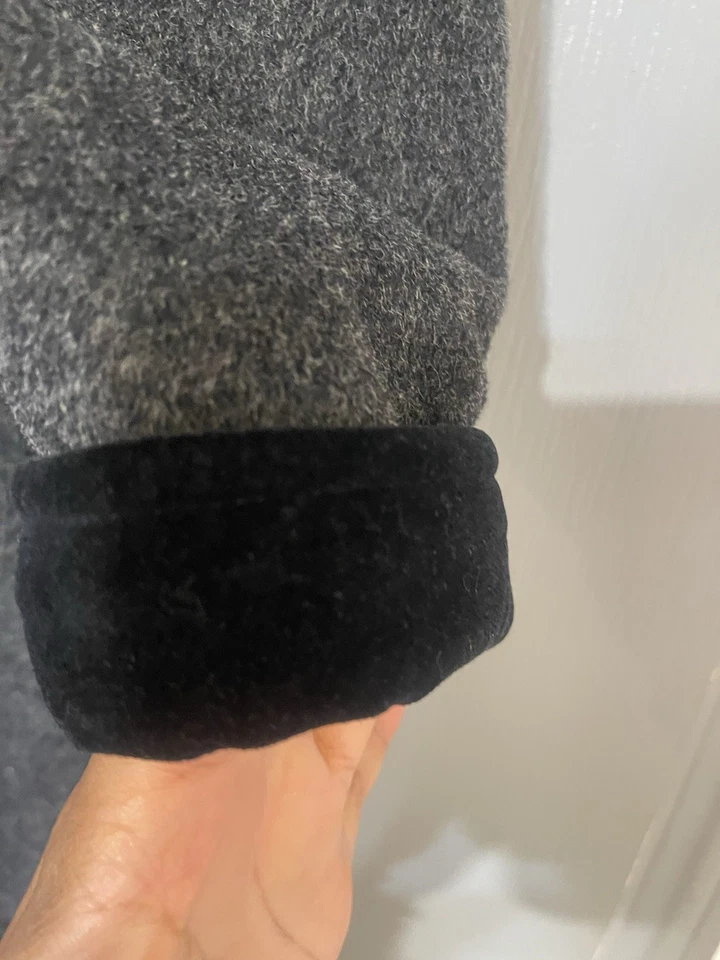 VTG Rothschild Pea Coat 100% Wool Girls Size 10 Gray Velvet Collar Made USA - Image 4 of 4