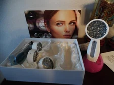 REJUVEN-NANO LED  LIGHT THERAPY WTH. 4 HEADS-48 LED DENSITY-LG.HEAD-ORIG.BOX