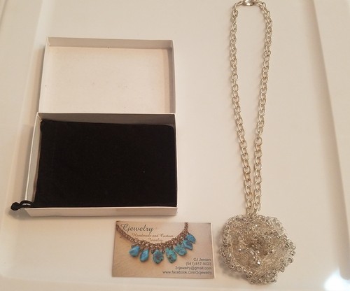 HANDMADE SILVER TONE STATEMENT NECKLACE WOMEN'S 