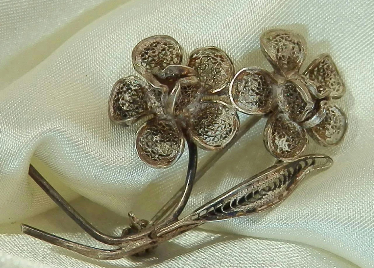 Silver filigree best sale brooch