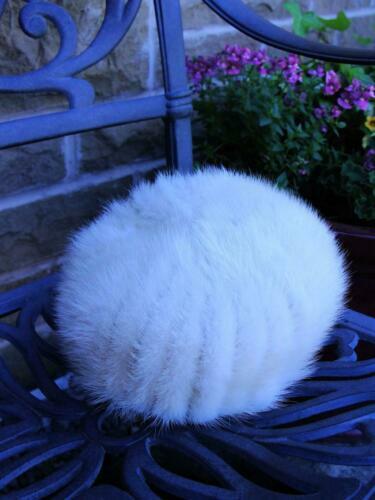 1960s Vintage Kates Boutique Canada Real Mink Fur Derby Hat  display picture 2