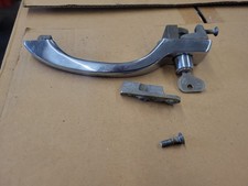1967 Vw Beetle Bug Lh Outside Door Handle With Key One Year Only.. 1967 Vw Beetle Bug Lh Outside Door Handle With Key One Year Only..