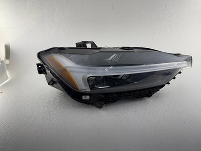 OEM | 2018 - 2025 Volvo XC60 LED Headlight (Right/Passenger)