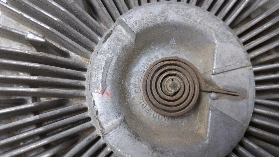 1999 Chevrolet Suburban 1500 Fan Clutch TYS4D - Image 2 of 4