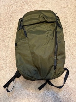 Able Carry Daybreaker 2 X-Pac Backpack 25L. Olive. Brand new with tags!