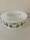 Vintage Federal Milk Glass 2.5 Quart Heat Proof Mixing Bowl Green Warwick VGUC