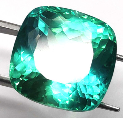 Natural Certified 28.15 Ct Montana Bi-Color Sapphire 16x16 mm Stunning AAA Gems