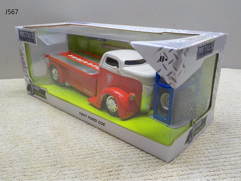 Camión de remolque Ford COE Firestone 1947 Jada Just Trucks Foto 3 de 4