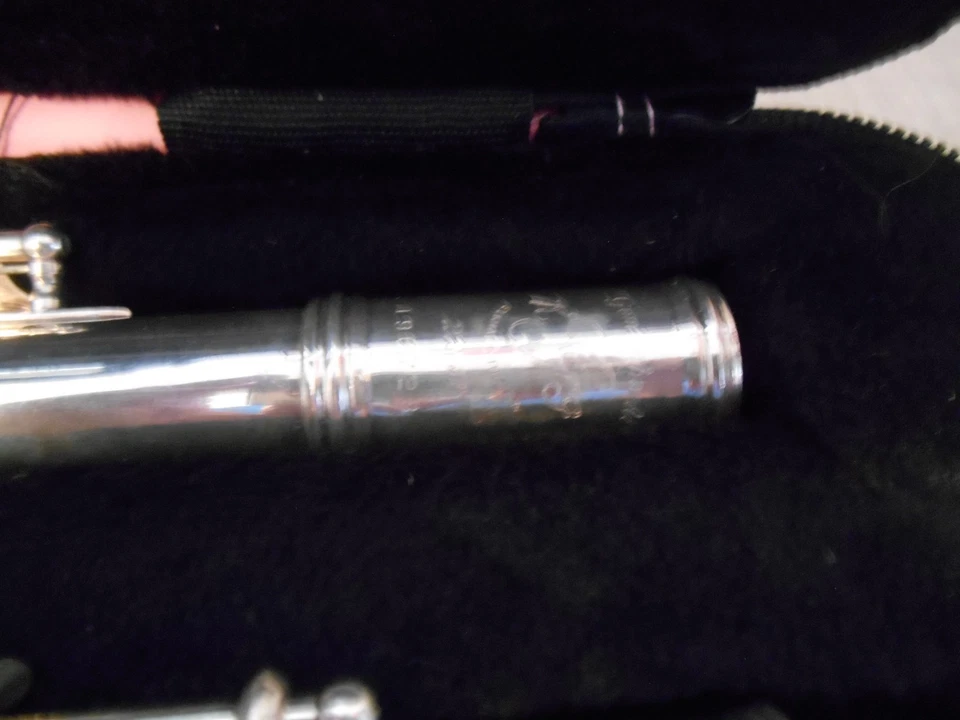 Flauta Gemeinhardt Elkhart ID USA 22SP I96728 con estuche rosa etc. FUNCIONA BIEN Foto 2 de 4