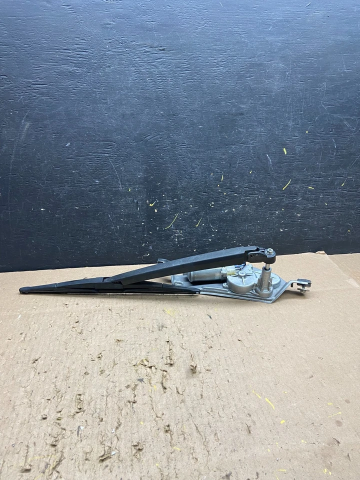 2007 to 2015 Mazda CX-9 CX9 Windshield Rear Wiper Motor t6449 DG - Image 4 of 4