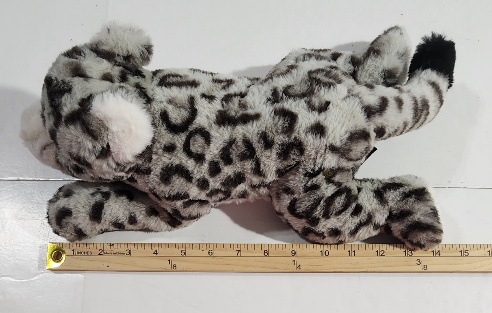 F.A.O Schwarz Snow Leopard Plush Stuffed Toy 14 Ins 2020 Pink Nose Weighted Paws