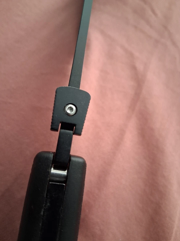 Cuchillo Plegable Cold Steel Rajah II Negro, Espada de Bolsillo de 6 Pulgadas Foto 2 de 4