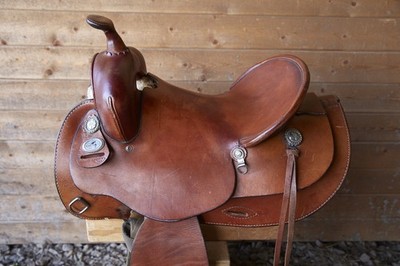 Simco Western 15  Trail saddle