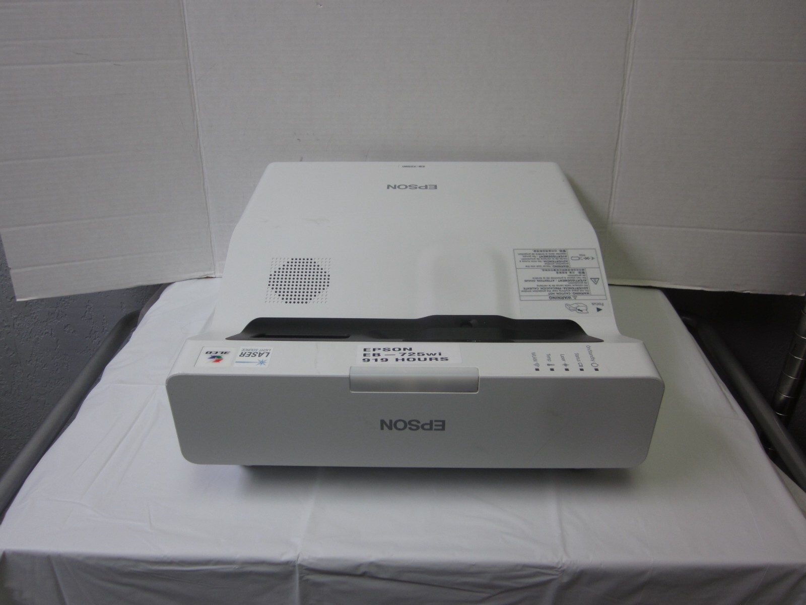 Epson BrightLink EB725Wi WXGA 3LCD Laser Projector H998A 1000 Hours