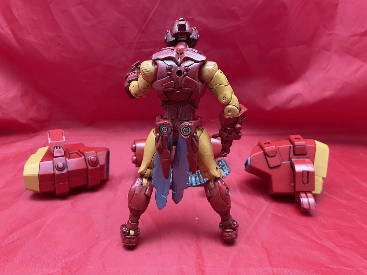 B House Of M Iron Man Marvel Legends Figure Loose Missing gun From