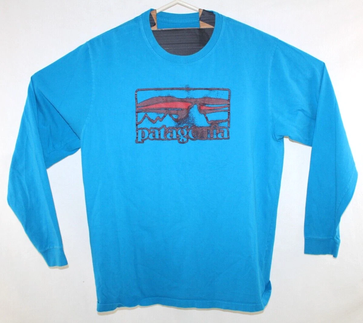 Patagonia Mens Large Blue Regular Fit P-6 Logo Outdoor Casual Long Sleeve Shirt