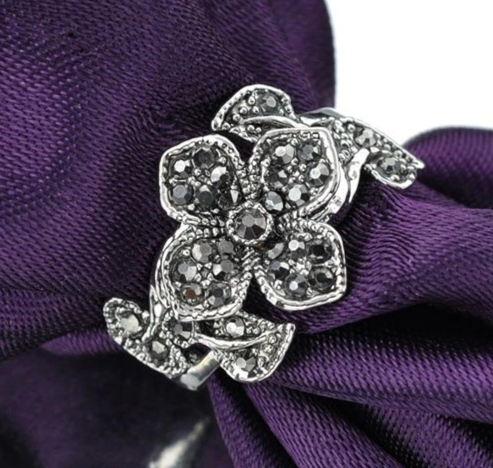 Anillo de marcasita estilo vintage Foto 3 de 4