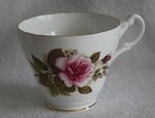 Royal Ascot Fine Bone China Pink & White Rose Design Teacup and Saucer — photo 4