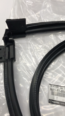 Naohiro  MAZDA 90-05 MX-5 MIATA NA NB D.Top Rear Weather Strip NA01-R1-89XB