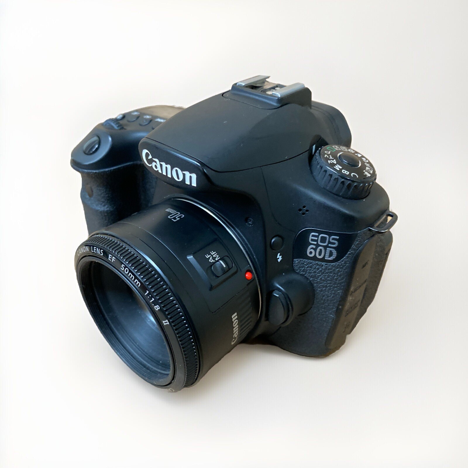 EOS60D/EF50mm f1.8/EFS18-55mmセット 角々しく