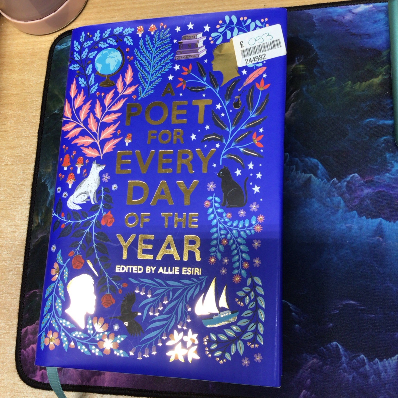 A Poet for Every Day of the Year by Allie Esiri (Hardcover, 2021)