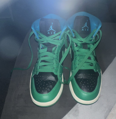 Jordan Air Jordan 1 Mid Top Colorblock Sneakers Green Black Blue Lace-Up 2011
