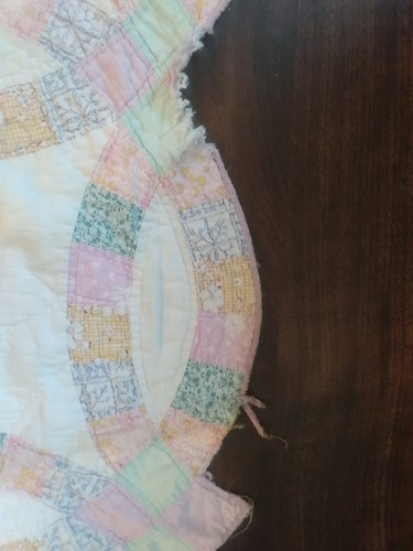 Antique Patchwork Quilt Double Wedding Ring Pastels As Is for Repair ~72x75" - Picture 11 of 13