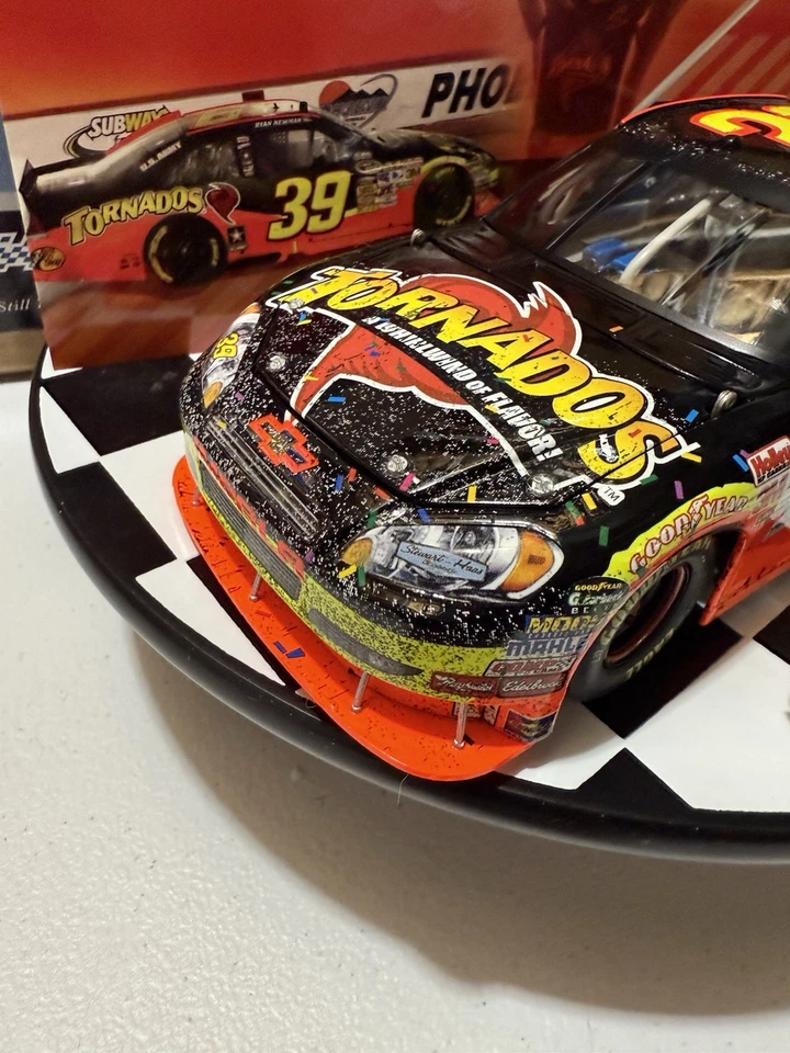 Ryan Newman #39 Tornados Phoenix Win 2010 Impala 1/24 Nascar Diecast - Image 4 of 4