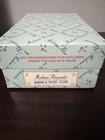 Madame Alexander Dionne Quintuplets “Marie”1998, 75th Anniversary DOLL & STAND — photo 4