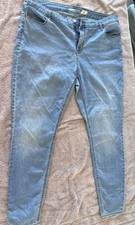 Old Navy Women's Super Skinny Mid Rise LightWash Blue Denim Stretch Jeans 18Tall