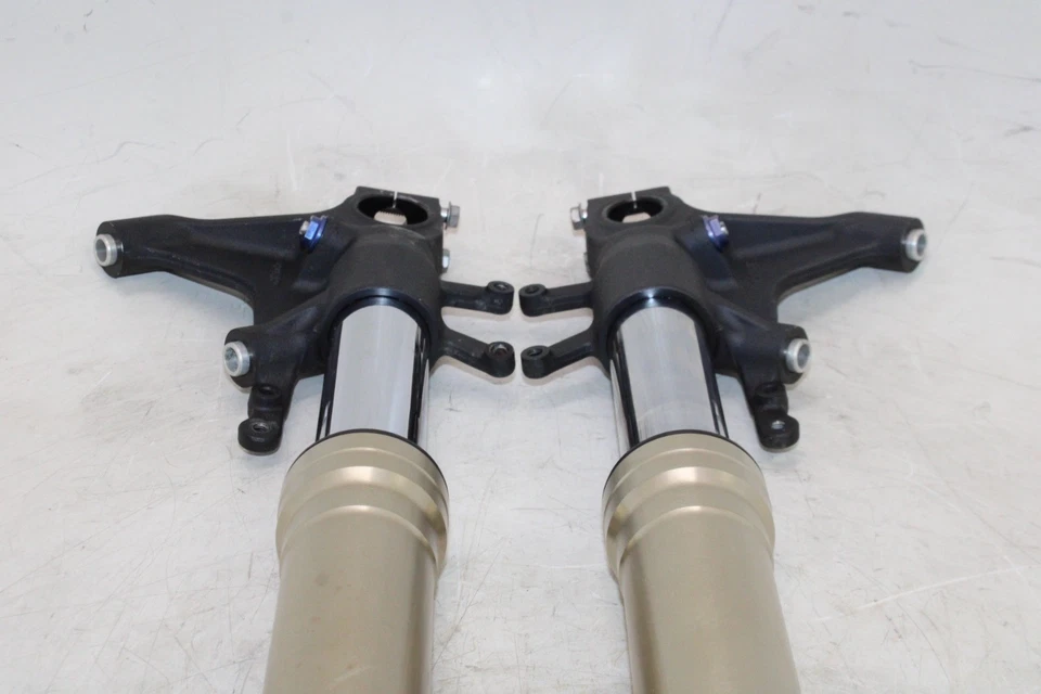 06-07 JUEGO DE SUSPENSIÓN AMORTIGUADOR HORQUILLAS DELANTERAS SUZUKI GSXR 600 OEM PAR Foto 3 de 4