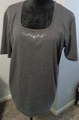 White Stag Woman 14W/16W Charcoal Top With Beaded Front