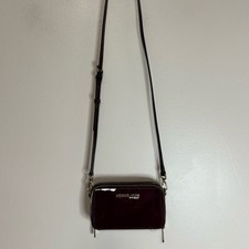 Borsa a tracolla Michael Kors Jet Set in pelle verniciata bordeaux intenso