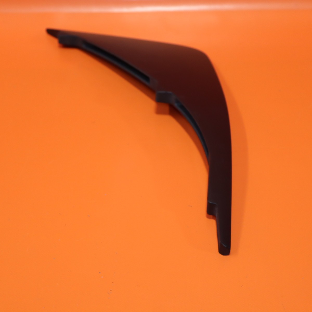 FERRARI 488 DIFFUSER FIN RIGHT PASSENGER 2016 2017 2018 2019 2020 086640500 OEM