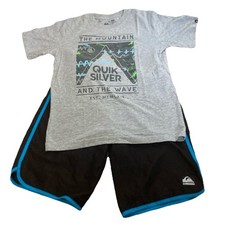 Quiksilver Graphic T-Shirt Size M With Board Shorts Size 26 See Description