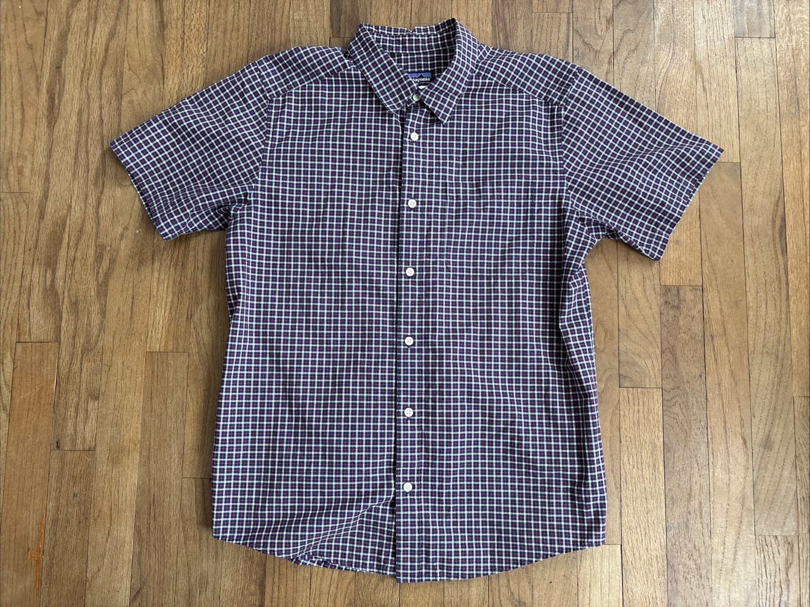 Patagonia Organic Cotton Blend Button Up Shirt Short Sleeve Men’s Medium