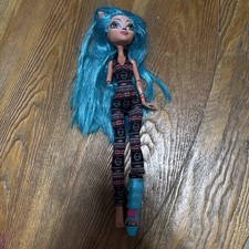 Monster High Boo Students Isi Dawndancer Doll...