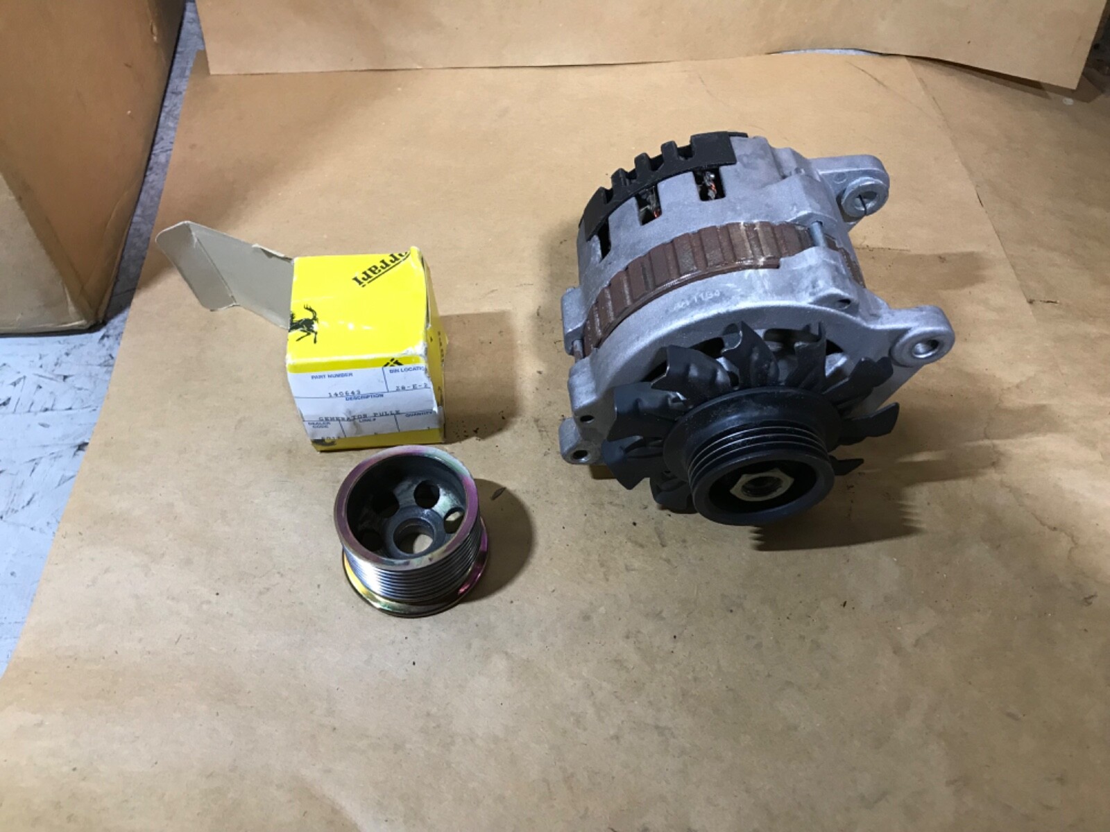 Ferrari 348 alternator with extra pulley 140643