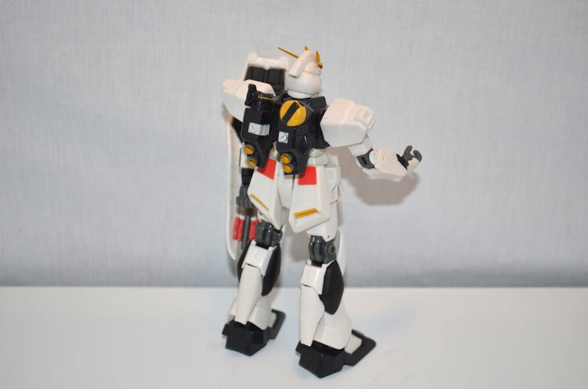 DX MOBILE SUIT IN ACTION RX93 νGUNDAM Amazon.com: TAMASHII Nations - Mobile Suit Gundam: Char's