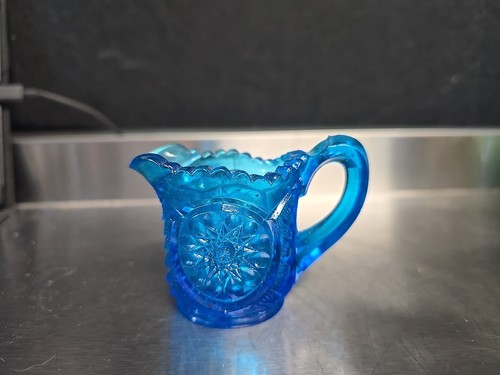 L.E.SMITH BLUE RINGED STAR, CREAMER, SAWTOOTH EDGE 2" - Picture 3 of 7