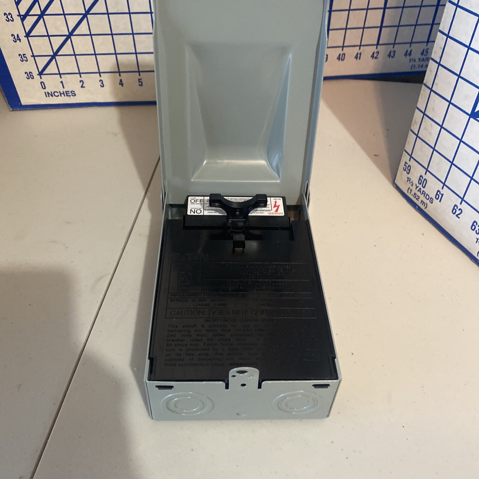 NEW EATON CUTLERHAMMER DPU222R 60 AMP NONFUSIBLE PULLOUT eBay