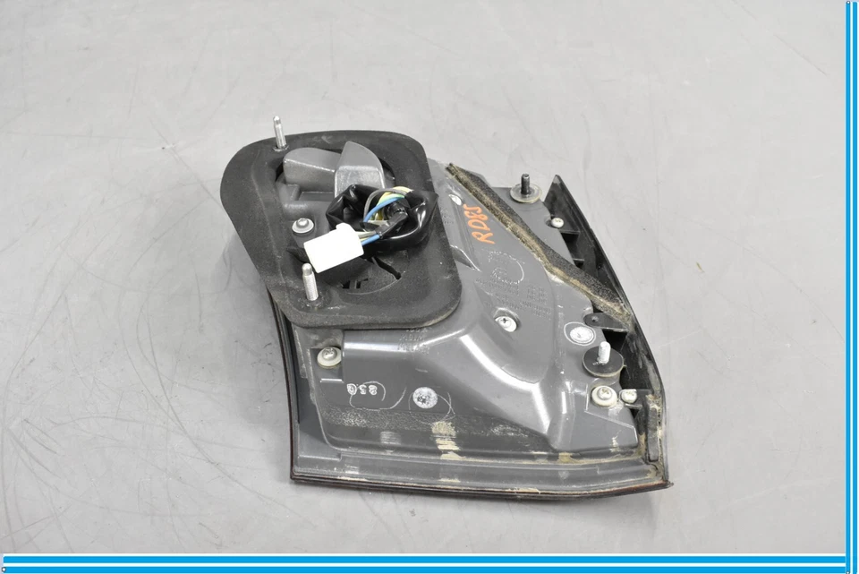 07-09 LEXUS LS460 Luz Trasera Interior Pasajero Derecho Lámpara 8155150160 Fabricante Original Foto 4 de 4