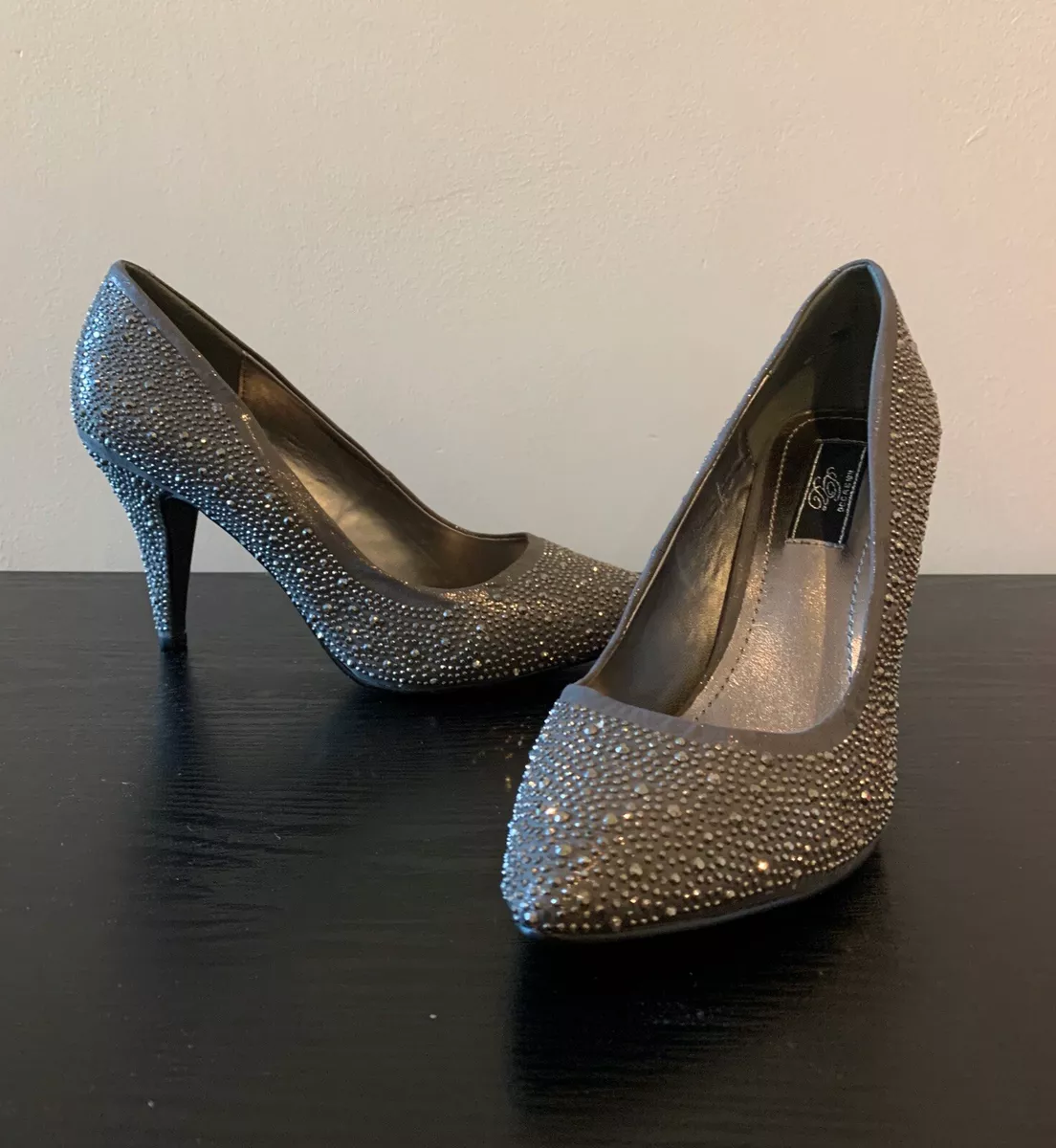 UK NEW Gorgeous New Silver Studded Debenhams High Heel Shoes Size 6