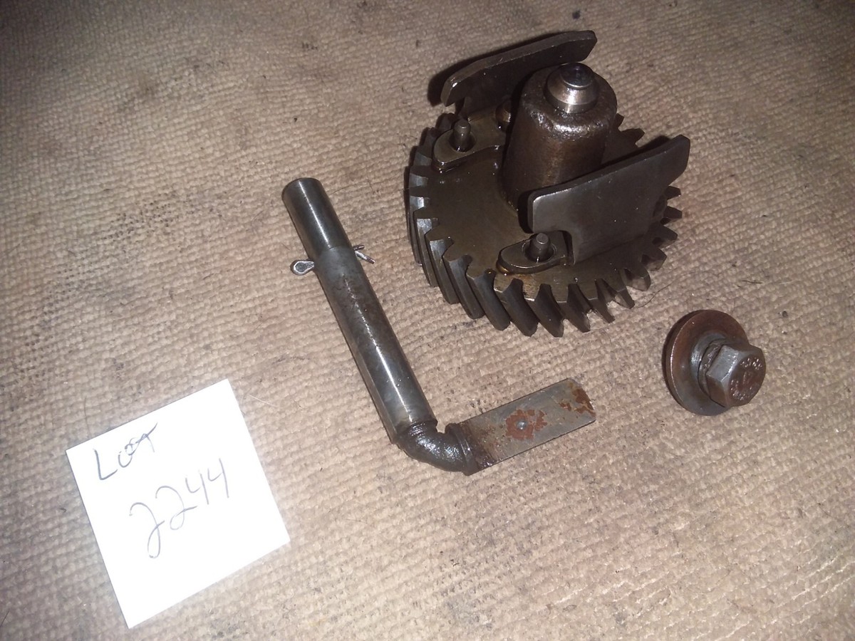 Vintage Briggs & Stratton Model Z Engine Parts Accessories