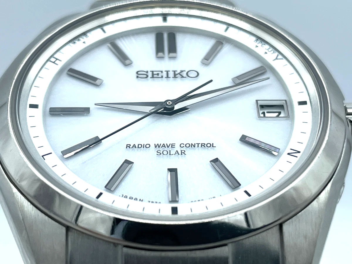 Reloj solar para hombre SEIKO radio control de ondas esfera blanca titanio 7B24-0BH0